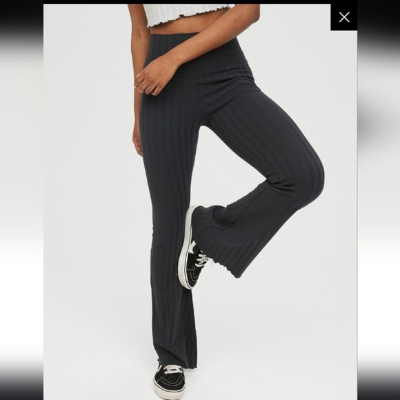 EUC OFFLINE BY AERIE OG ORIGINAL FLARE HI RISE RIBBED LEGGINGS CHARCOAL SZ XL - Picture 1 of 9